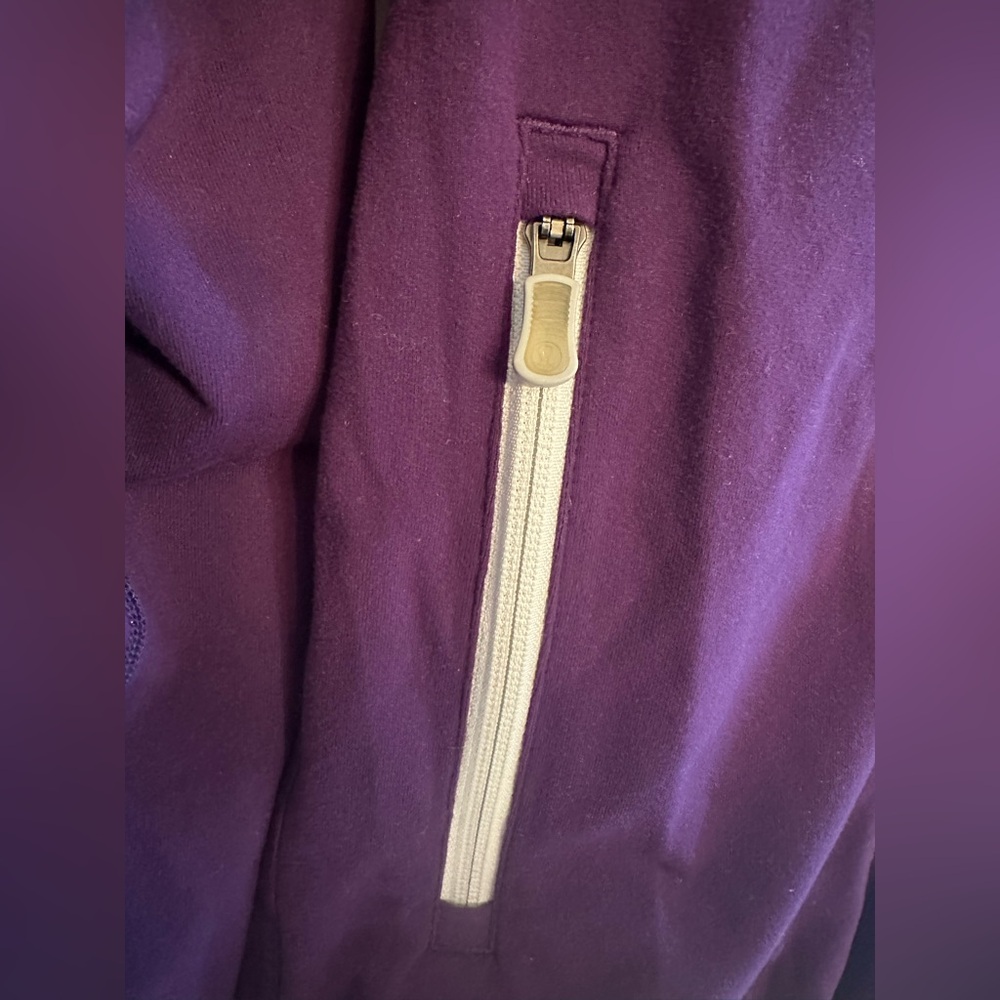 Lululemon Women’s Purple Zip-Up Jacket Size M Ptp 18 - Picture 5 of 8